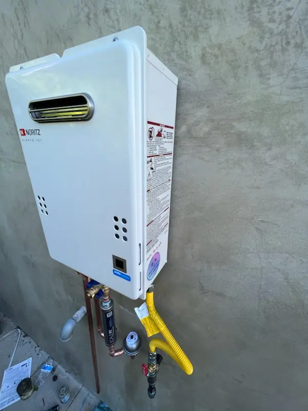 Tankless water heater installation for Osterburg homes